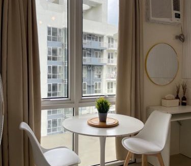 Ugong Apartamento | Kasara Pasig Staycation