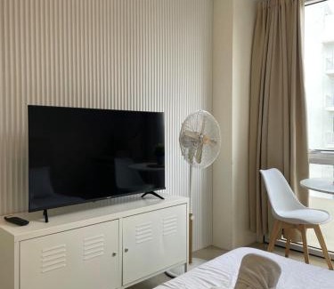 Ugong Apartamento | Kasara Staycation Pasig