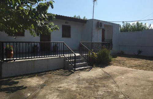 Katakolo Casa | Katina house