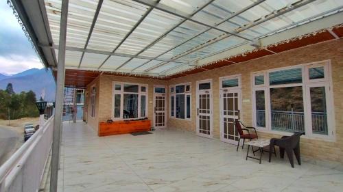 Nermand Casa | Katoch Apartments - Food & Stay