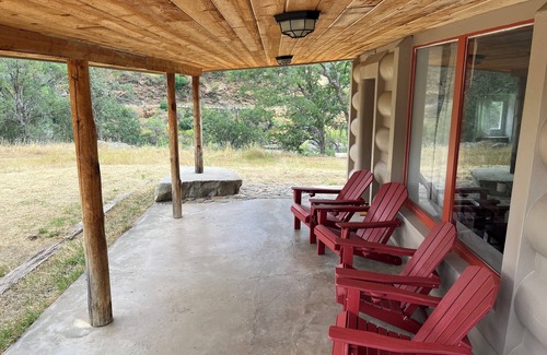 Three Rivers Cabina | Kaweah Riverside Retreat