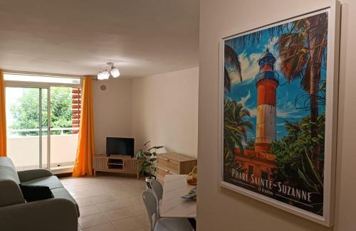 Sainte-Clotilde Centre Apartamento | KDS appartement T2 Île de la Réunion