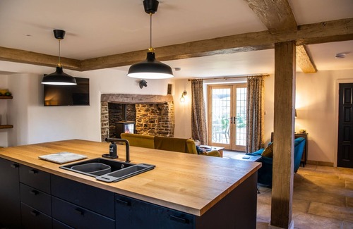 Knowstone Cabaña | Keepers Lodge Knowstone