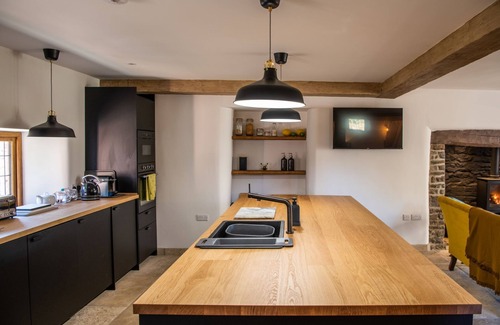 Knowstone Cabaña | Keepers Lodge Knowstone
