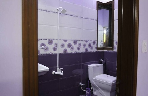 D.H.A. Casa | Kehkashan accomodation