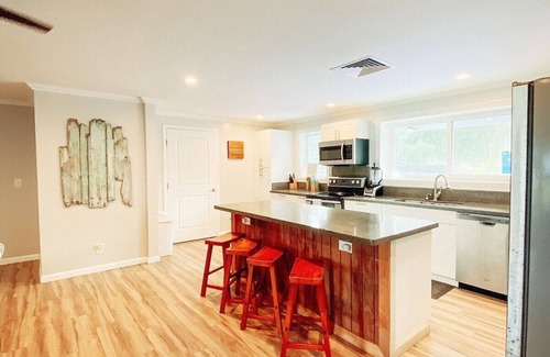 Laie Casa | Kekela Iki Beachfront- Semi-Private Beach, Jacuzzi