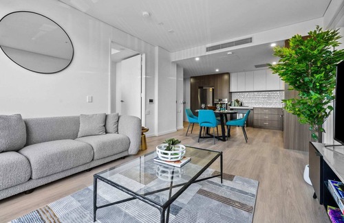 Kellyville Apartamento | Kellyville Retreat with Balcony and Parking