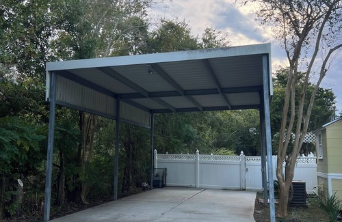 Bacliff Casa | Kemah Cottages on Walsh - Hospitality House