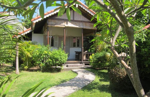 Purwakerti Complejo | Kembali Beach Bungalows