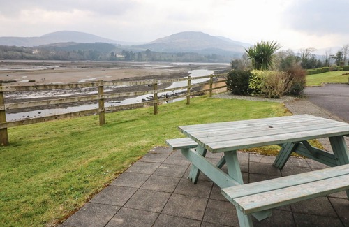 Kenmare Cabaña | KENMARE BAY COTTAGE, family friendly in Kenmare, County Kerry