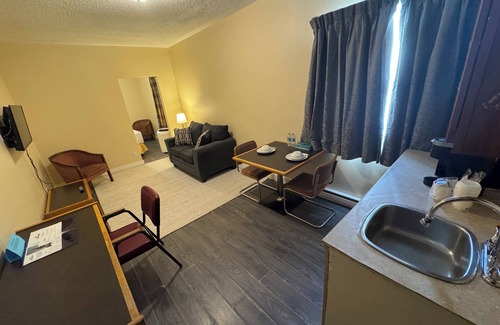 Kenora Hotel | Kenricia Hotel