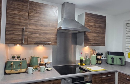 Colchester Casa | Kensington Bliss - 3 Bedroom House in Colchester