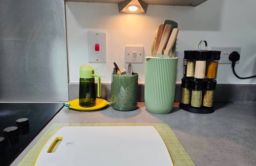 Colchester Casa | Kensington Bliss - 3 Bedroom House in Colchester