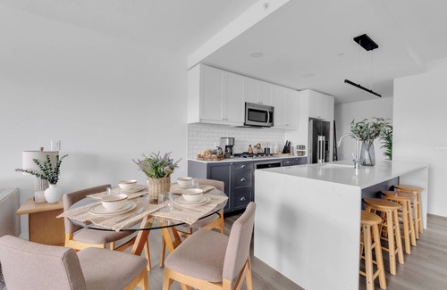 Sunnyside Apartamento | Kensington Condo | King Bed + Banff Pass + Parking + WIFI