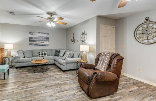 Murray Casa | Kentucky Lake Retreat Near Marina and Launch!