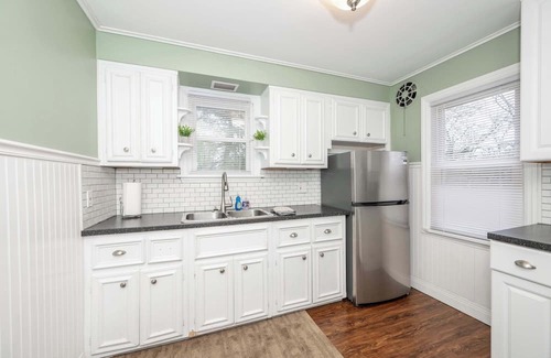 Roselawn Finance Condominio | Kenwood Keys 2 – Stay for 6!