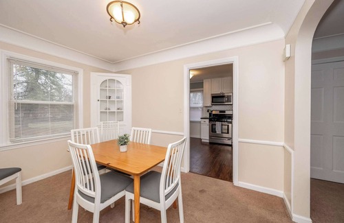 Roselawn Finance Condominio | Kenwood Keys Suites for 12!