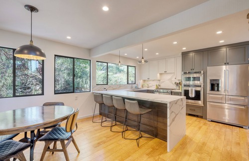 Kenwood Casa | Kenwood Vista by AvantStay | 7acres w/ Pool, Fire Pit, Vineyard Views