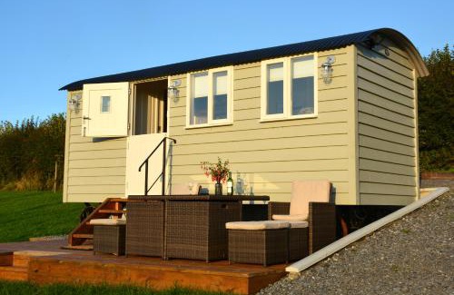 Totnes Otro | Kerswell Farm Shepherd Huts