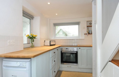Grenofen Cabaña | KESTREL COTTAGE, family friendly in Whitchurch, Devon