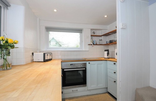 Grenofen Cabaña | KESTREL COTTAGE, family friendly in Whitchurch, Devon