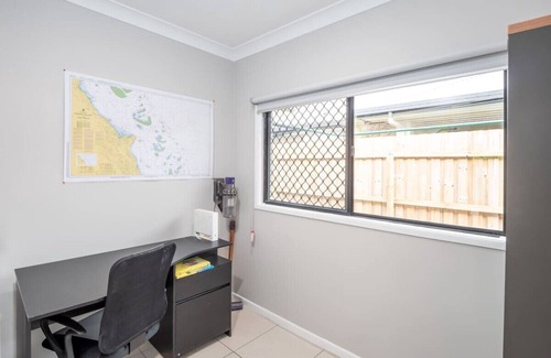 Kewarra Beach Casa | Kewarra Beach King Bed 4BR House; Pool, BBQ, Dog Friendly
