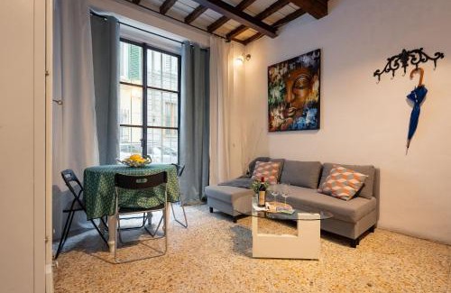 Sant' Ambrogio Apartamento | Keys of Italy - F1 - Fiesolana 24 - Santa Croce one bedroom apartment for couples