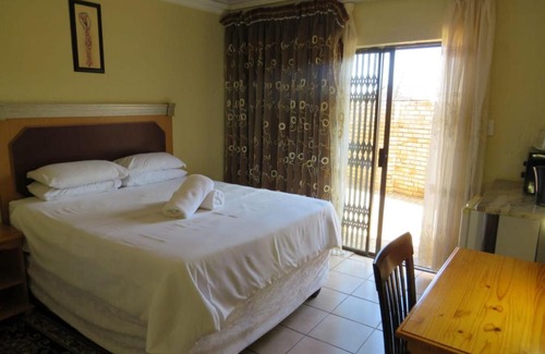 Alabama Cama Y Desayuno | Kgatholoha Guest House