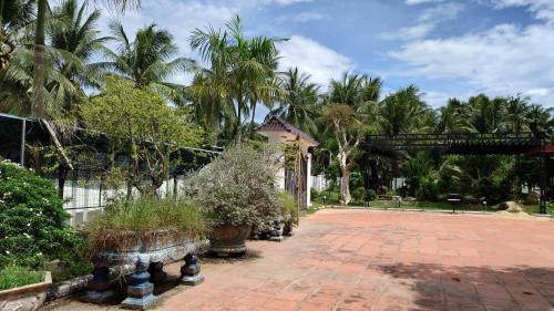 Hoai Nhon Hotel | Khách sạn Lavender Hoa châu resort