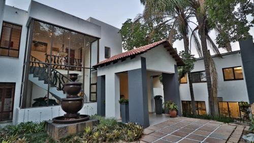 Nelspruit Cama Y Desayuno | Khayalami Hotel - Mbombela