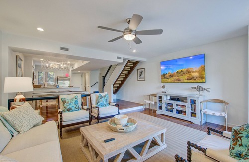 Kiawah Island Villa | Kiawah Exclusives | 4365 Windswept Lakeside