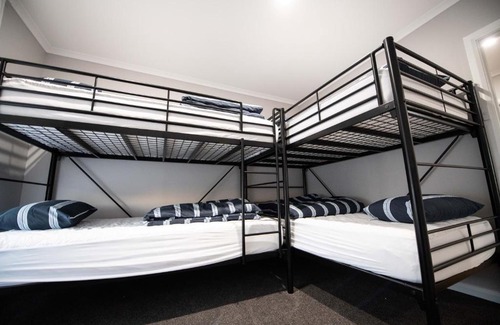 Moorak Apartamento | Kilsby Sinkhole & Accommodation