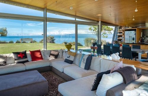 Tasman Casa | Kina Retreat - Luxury Nelson Getaway