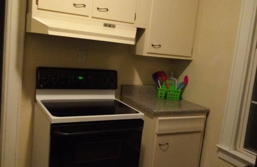 South Charleston Casa | Casa-Familiar-Baño Privado-Vista a la Calle