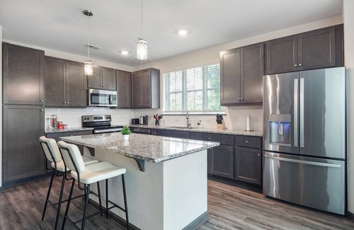 North Raleigh Apartamento | King 3BR Suite in North Raleigh