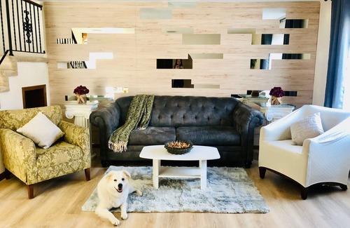 Town Of Blake Casa | King bed Executive Home, Daytona Beach: Minutes to Beach Speedway