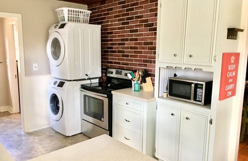 Hattiesburg Casa | ☆ KING BED ☆ Cottage escondido cerca del centro y Midtown