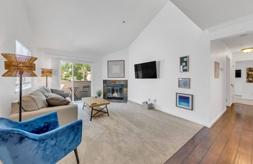 Arden-Arcade Condominio | King Bed Suite. CSUS, CalExpo, Arden Fair, Lohmans.