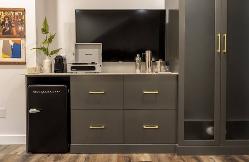 Downtown Apartamento | King Bed Suites at The Finnley Hotel