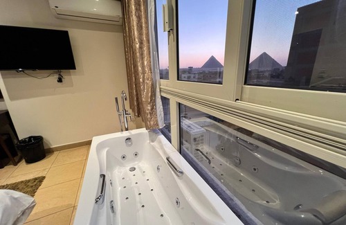 Giza Casa | King Khafren View INN