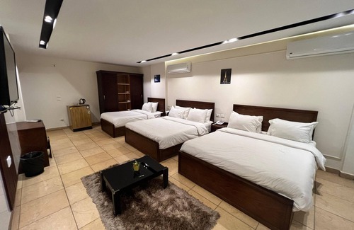 Giza Casa | King Khafren View INN