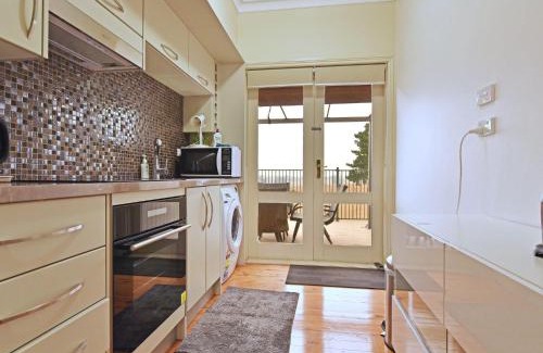 Pokolbin Casa | King Retreat Estate - close proximity to Bimbadgen and Hope Estate concerts