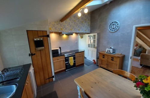 Chorlton-by-Backford Cabaña | Rural-Farmhouse Cottage-Ejecutivo-Baño privado con ducha-Vista al Jardín