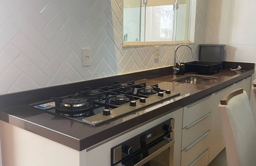 Brasilia Casa | Kingdom Of Eagles Bedroom , Private Room in a house, 5 Min from Londrina Airport