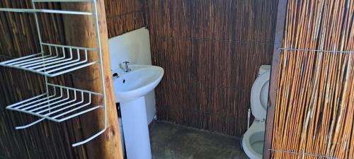 KwaMazambane Cabina | Kingfisher Bush Lodge