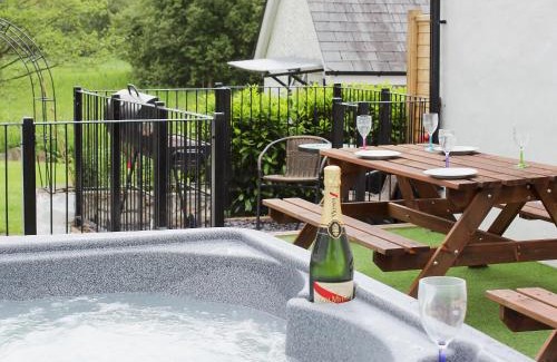 Pentrefelin Casa | Kingfisher