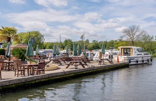 Horning Casa | Kingfisher Lodge