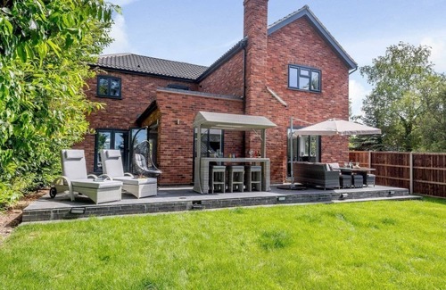 Horning Casa | Kingfisher Lodge