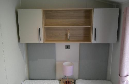 Chapel Saint Leonards Complejo | Kings Ashington 6 Berth Central Heated Enclosed Veranda