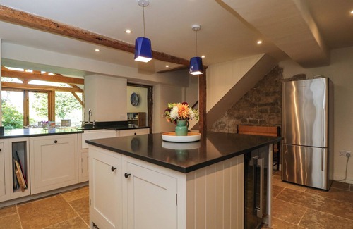 Broad Chalke Cabaña | KINGS COTTAGE - SUR, admite mascotas en Salisbury, Ref 988982